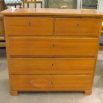 400 8489 CHEST OF DRAWERS
